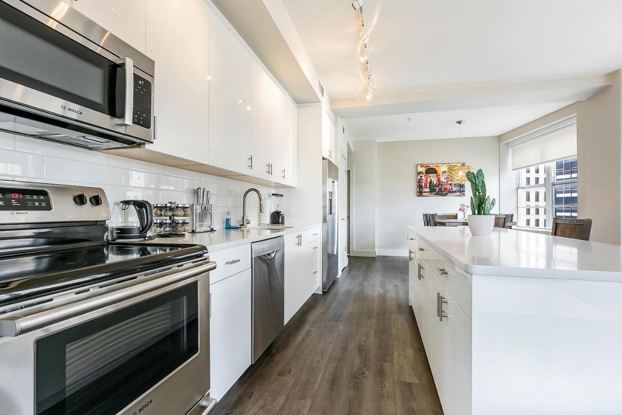 2 Bedroom Elegant Condos In Downtown Новий Орлеан Екстер'єр фото